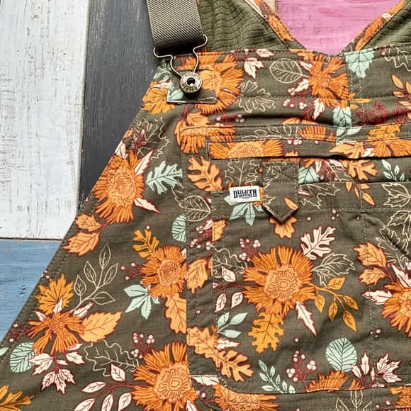 NWT Duluth 2X x31L Heirloom Gardening Lined Bib Overalls Loden Autumn Leaves - Picture 2 of 10